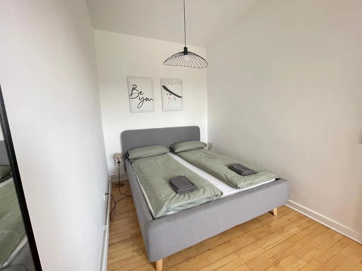 65Qm - City - Popular Street - Limmerstrasse - Mallibase Apartments Hannover